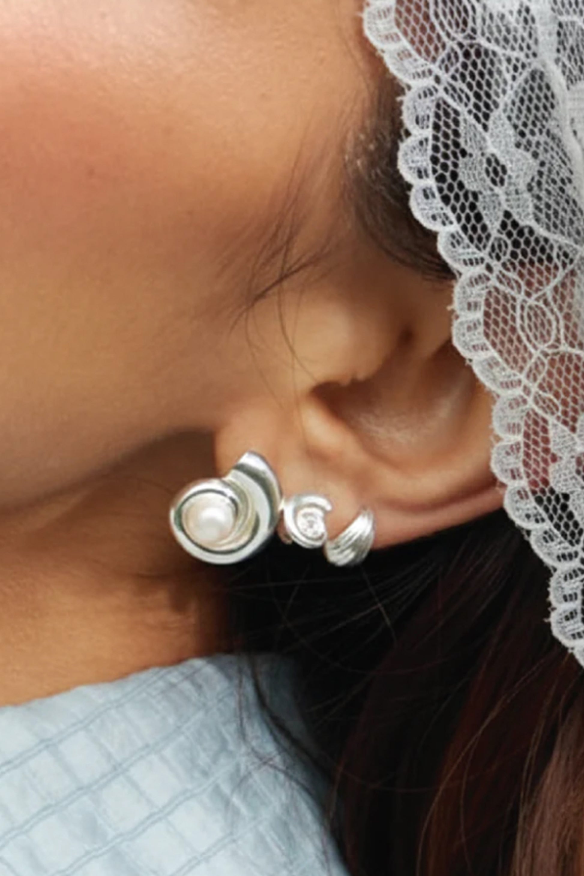 Mestiza Caracol Mini Stud