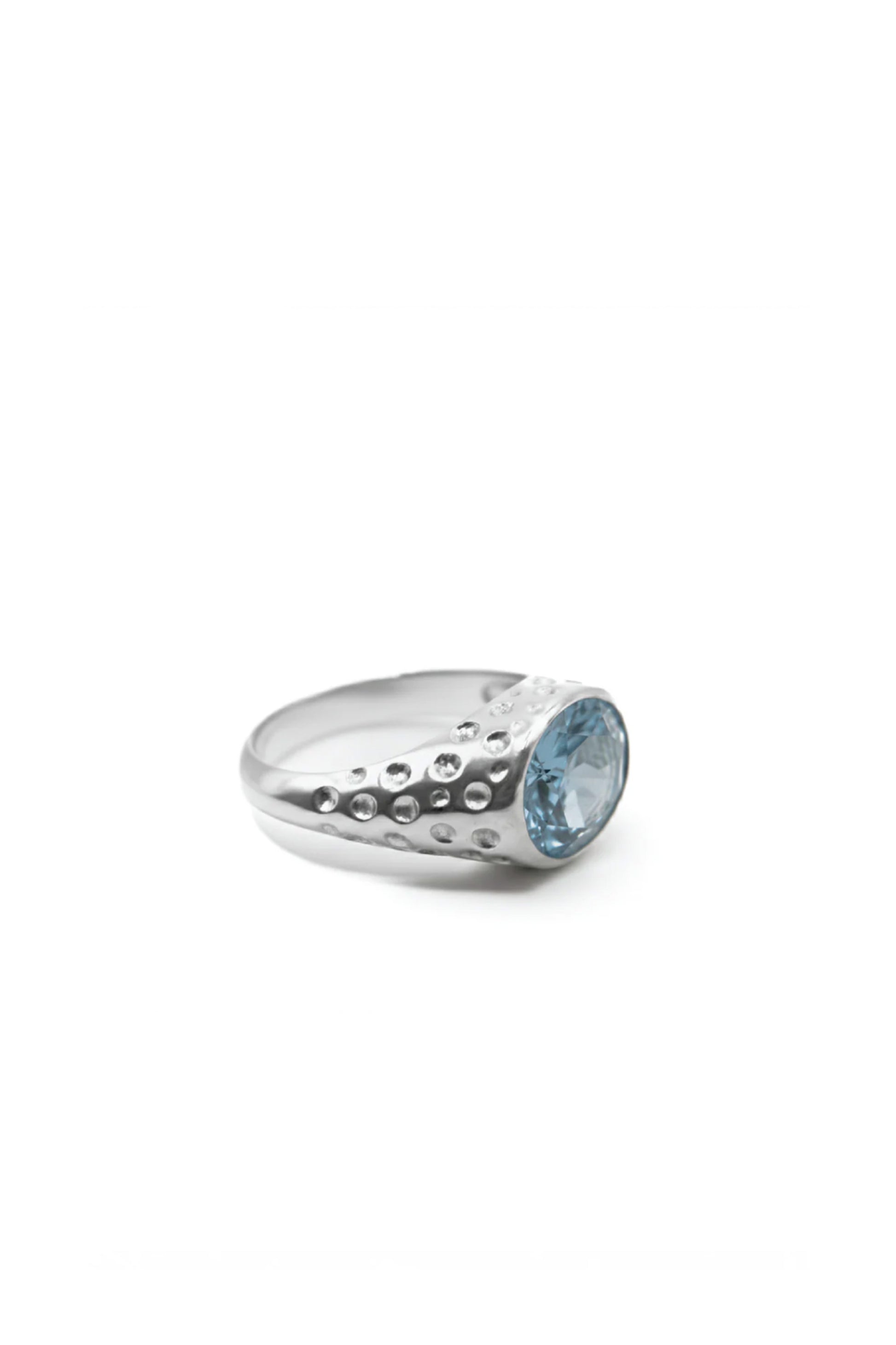 Mestiza Oval Signature Ring Silver