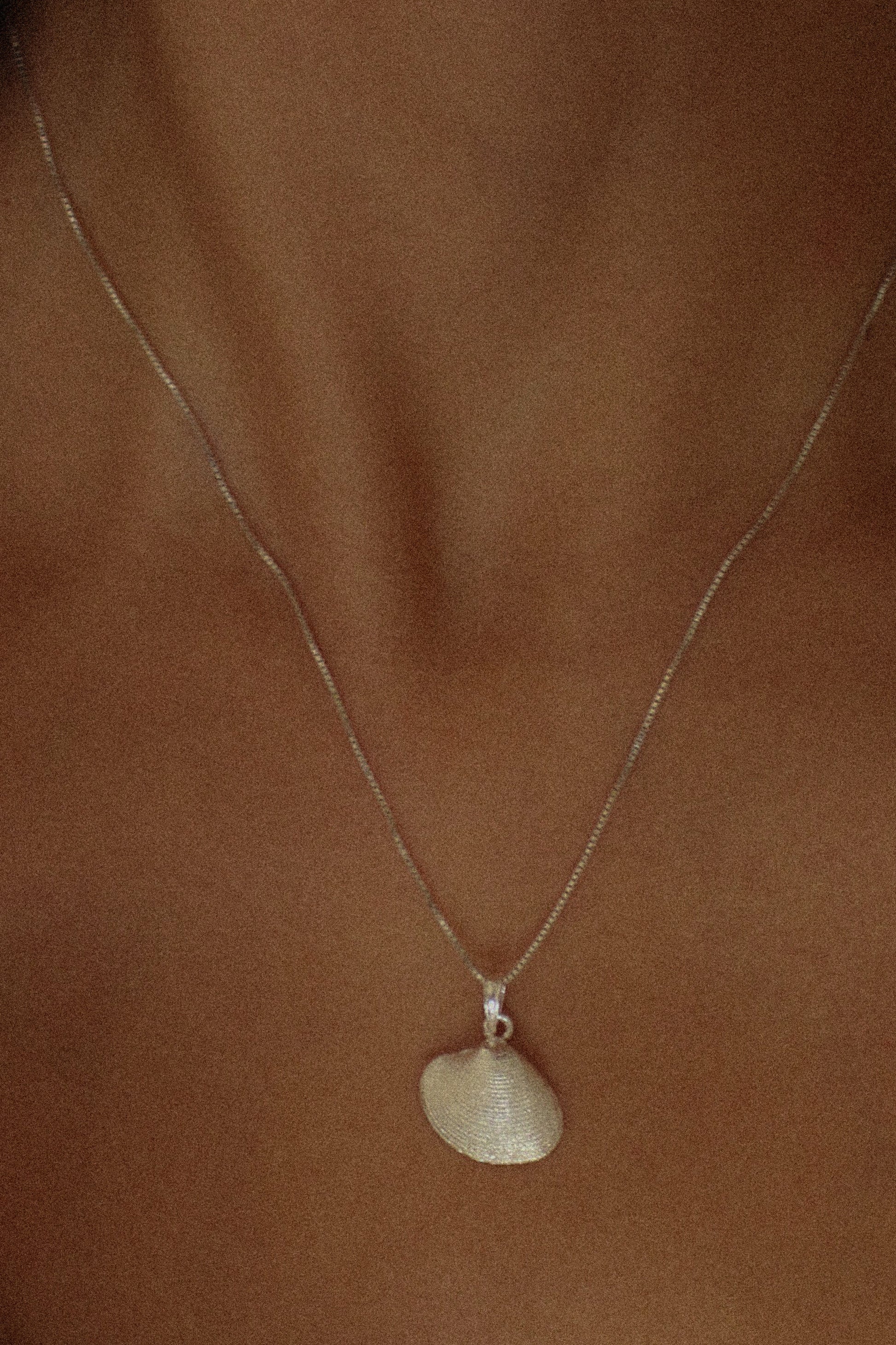 Mestiza Palabrita Charm